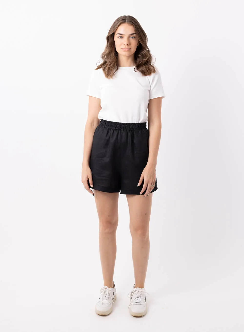 Ali Linen Short-Black