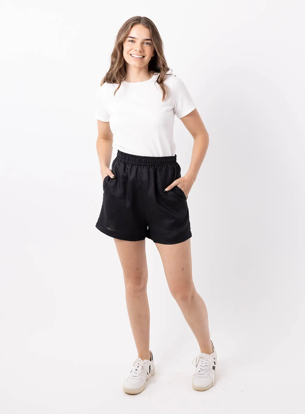 Ali Linen Short-Black