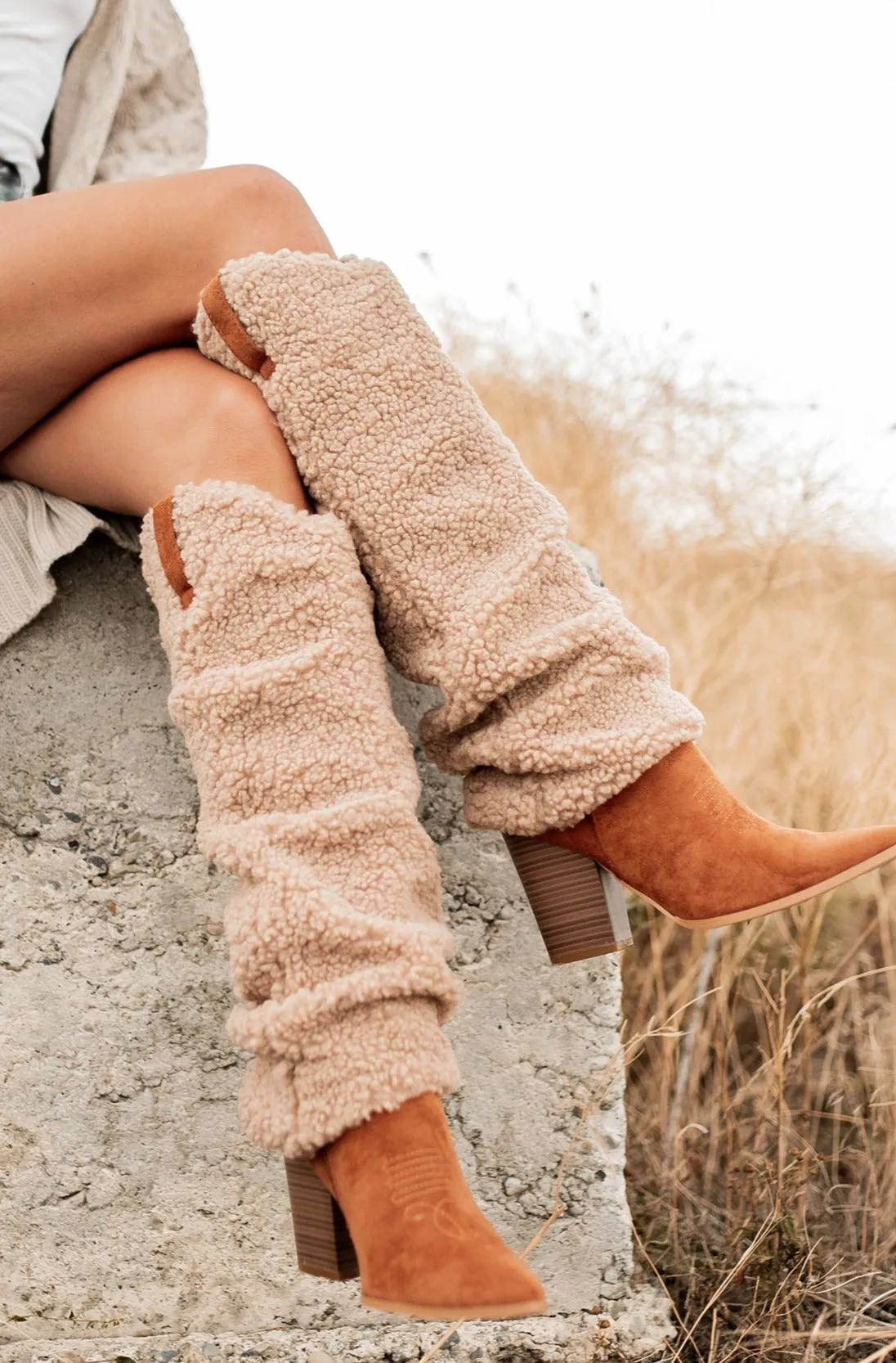 Boujee Cowgirl Slouchy Sherpa Boots (Tan)