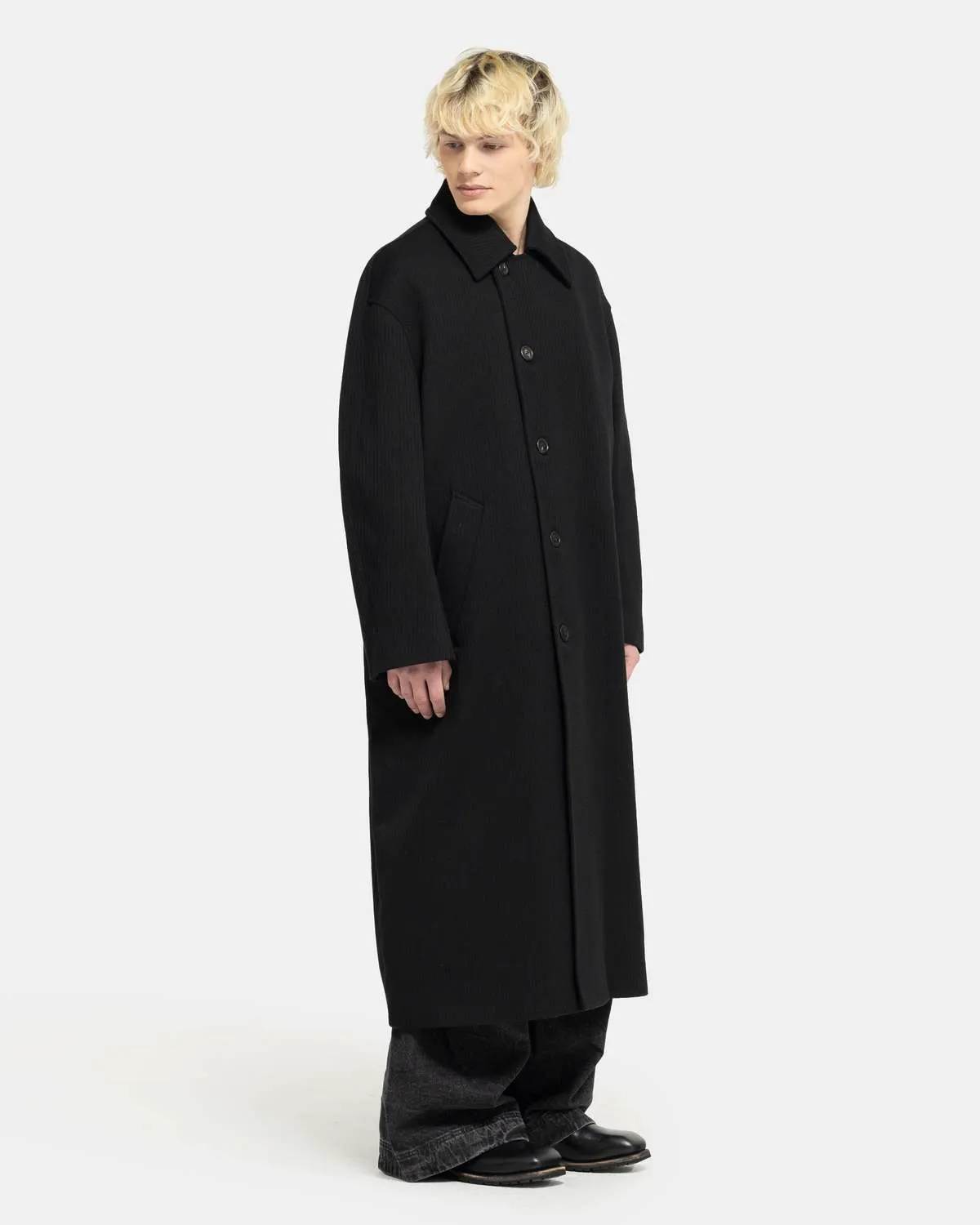 Collapse Car Coat - Black