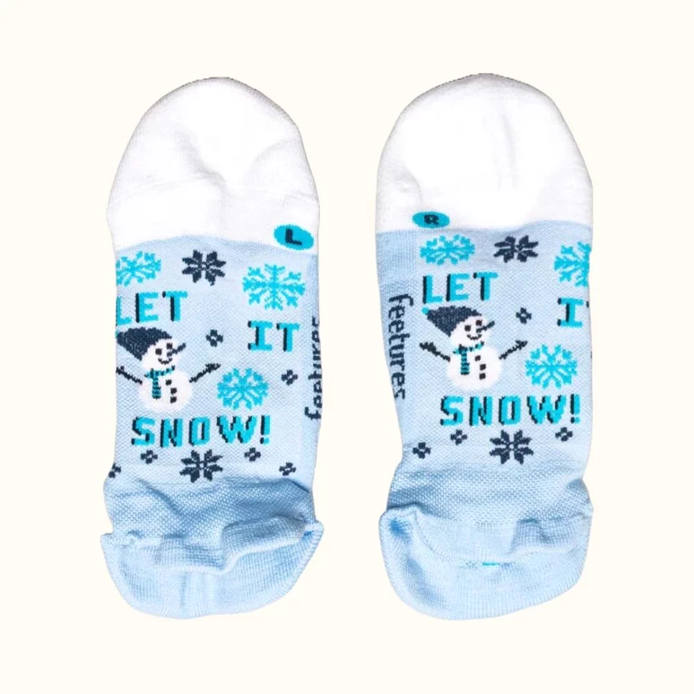 Feetures Elite Light Cushion No Show Tab Socks - Holiday 2023 Frosty Blue Let it Snow