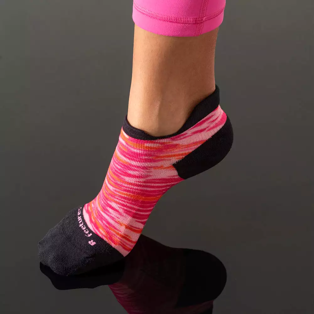 Feetures Elite Light Cushion No Show Tab Socks - Limited Edition - Reflection Pink