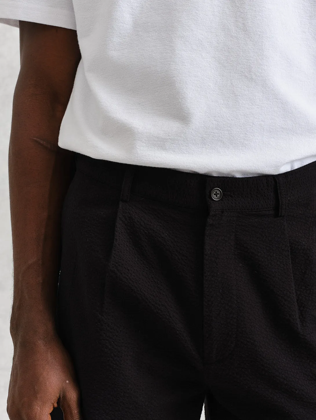 Linton Seersucker Short - Black