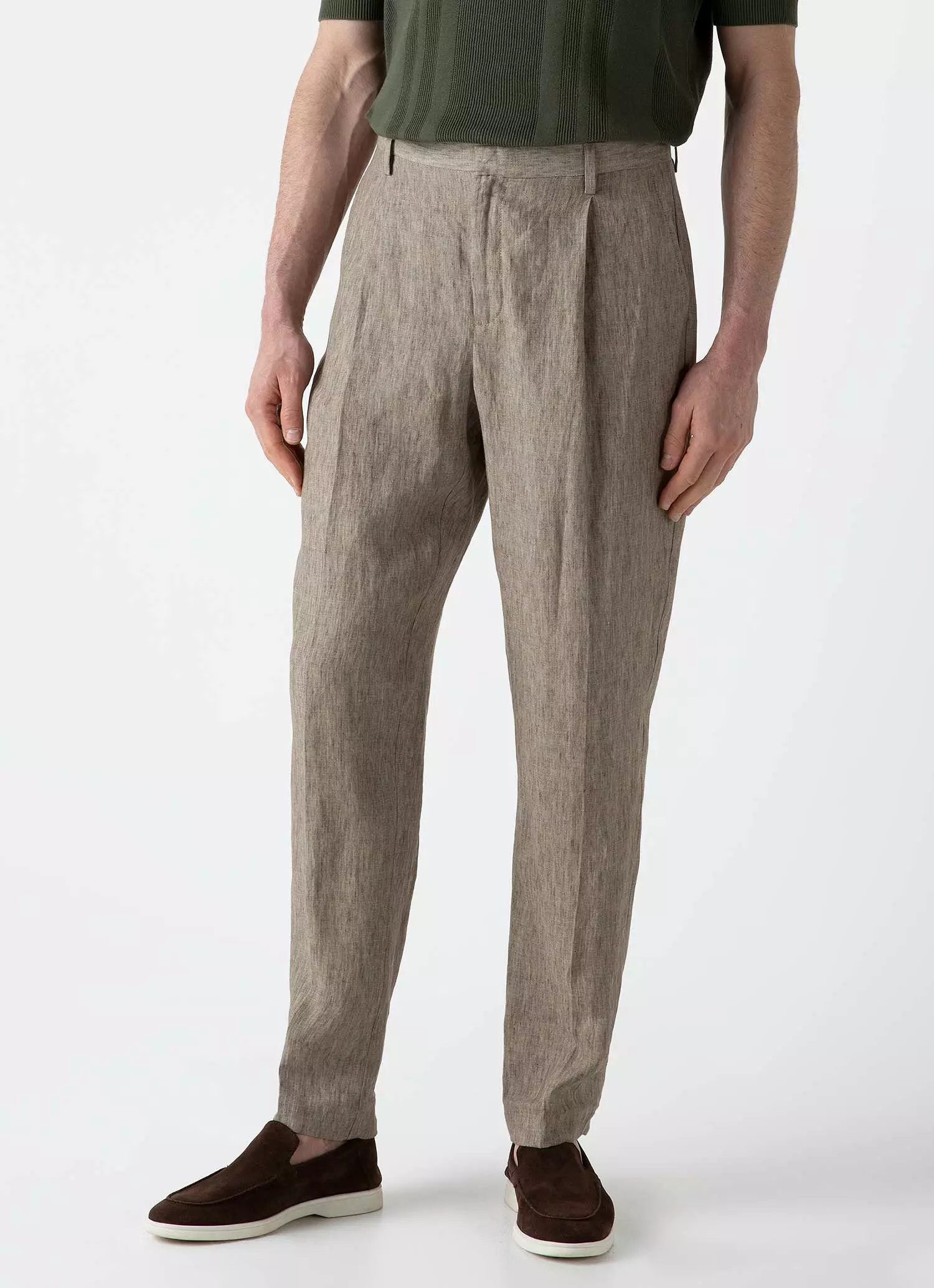 Men's Pleated Linen Trouser in Dark Stone