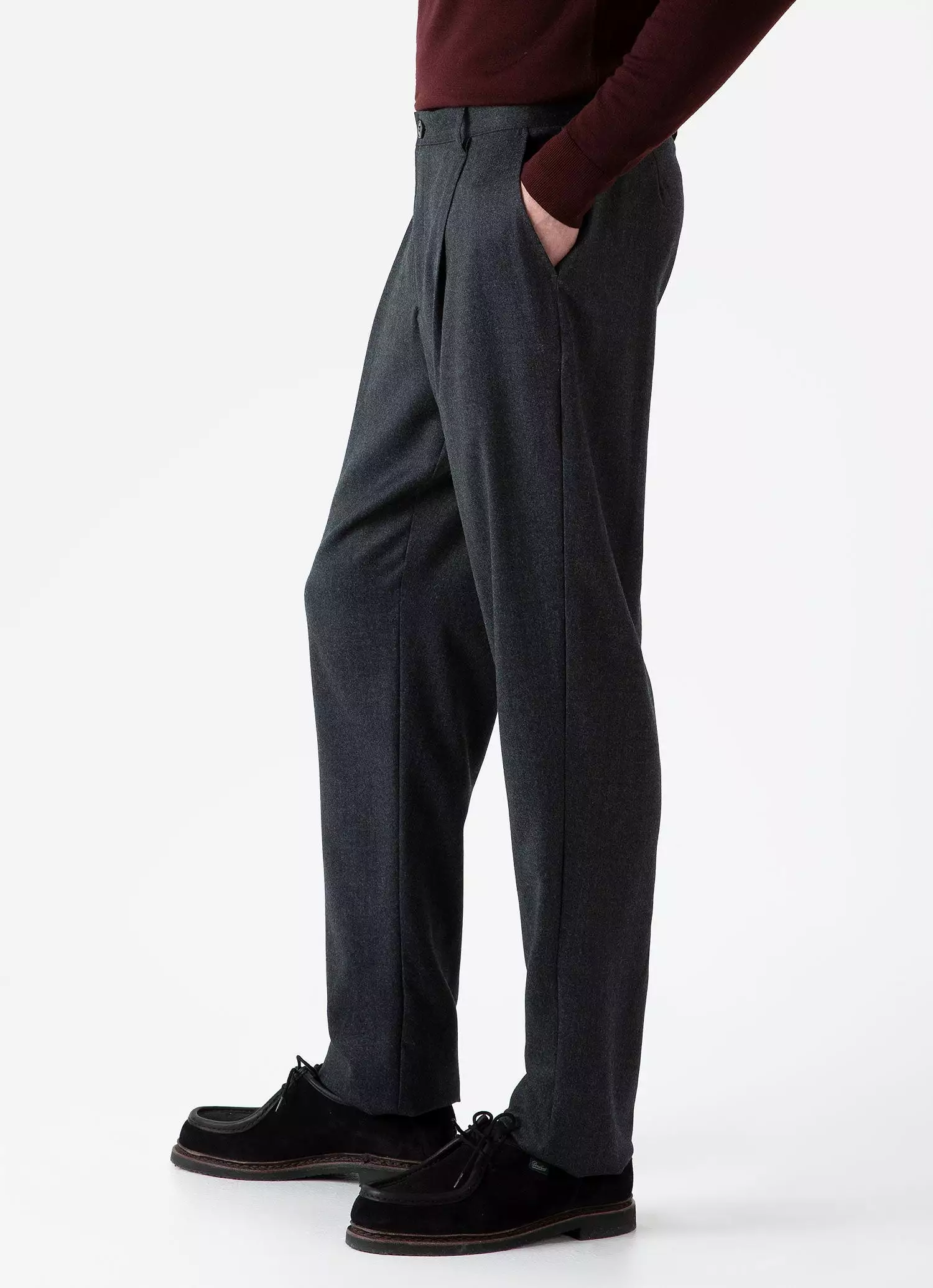 Men's Pleated Wool Flannel Trouser in Charcoal Melange