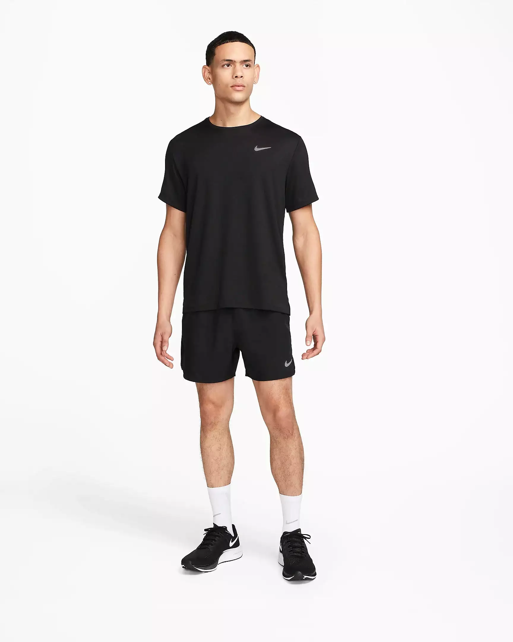 NIKE MEN'S MILER DRI-FIT UV SHORT-SLEEVE BLACK RUNNING TEE