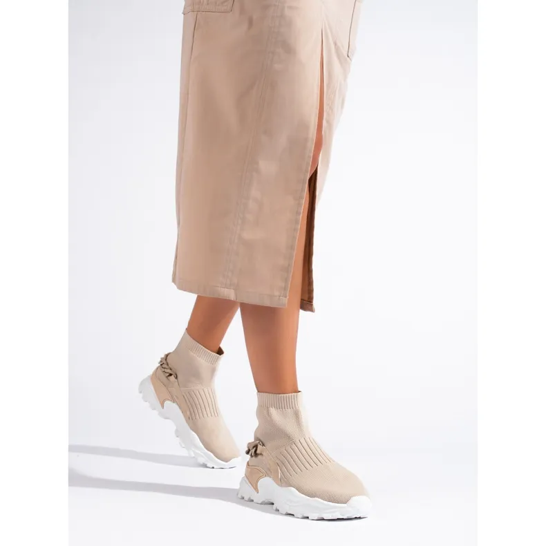 TRENDI Fashionable Sneakers With A Sock beige