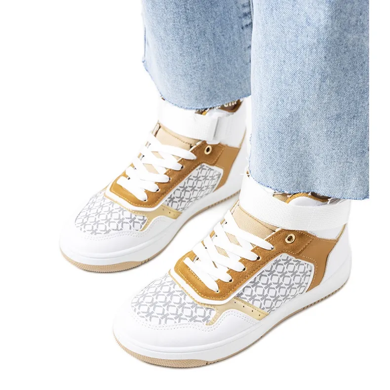 White sneakers from Emmers brown golden